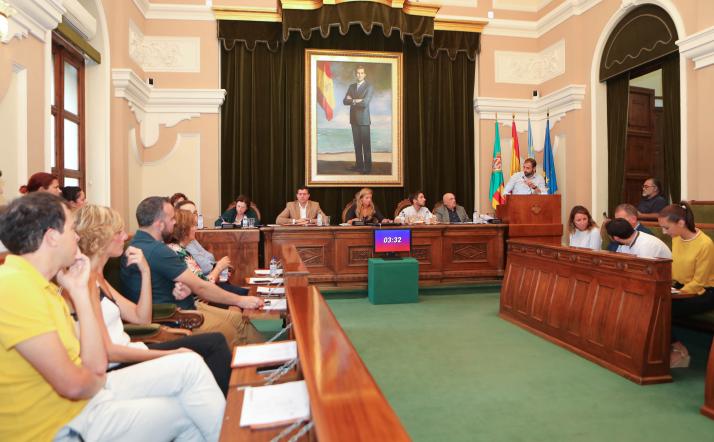 18-09-19 pleno extraordinario.jpg