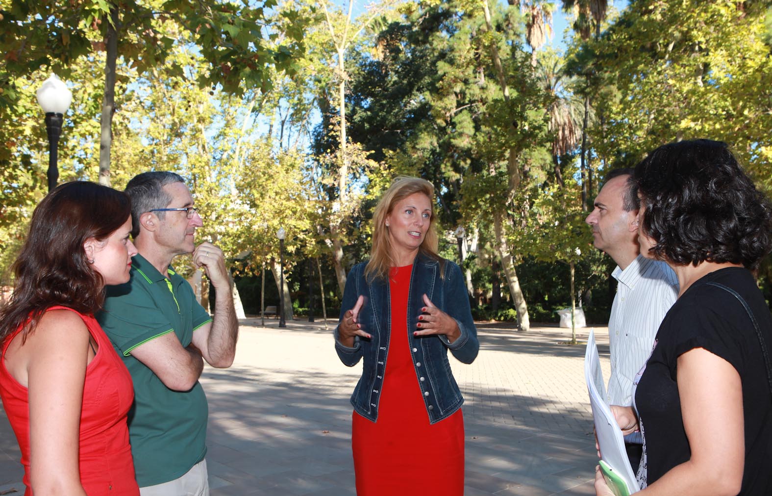 Amparo Marco y Sara Uso visita al Ribalta(1).jpg