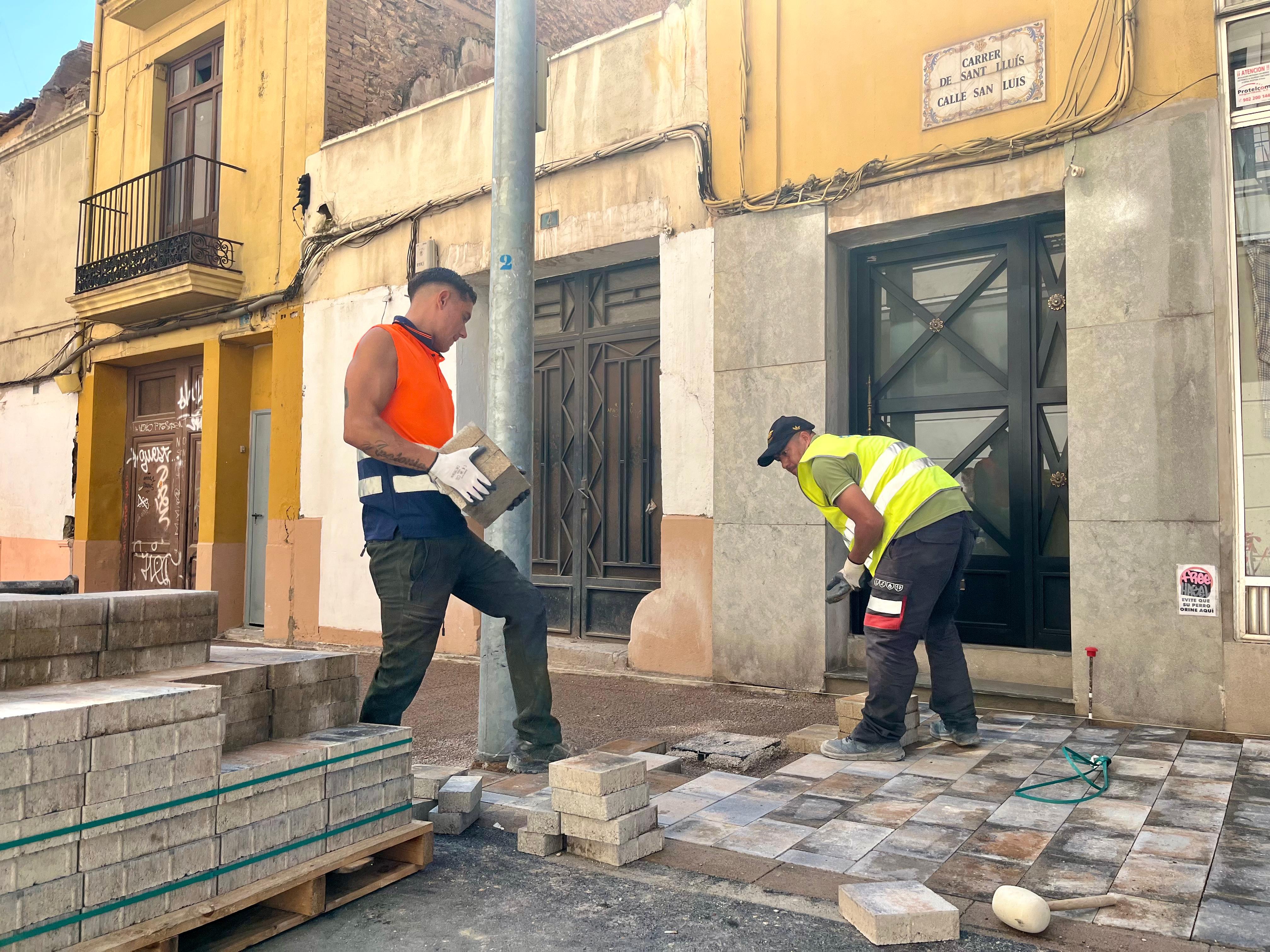 Comienzan las labores de instalación de adoquinado en la segunda fase de la calle Trinidad