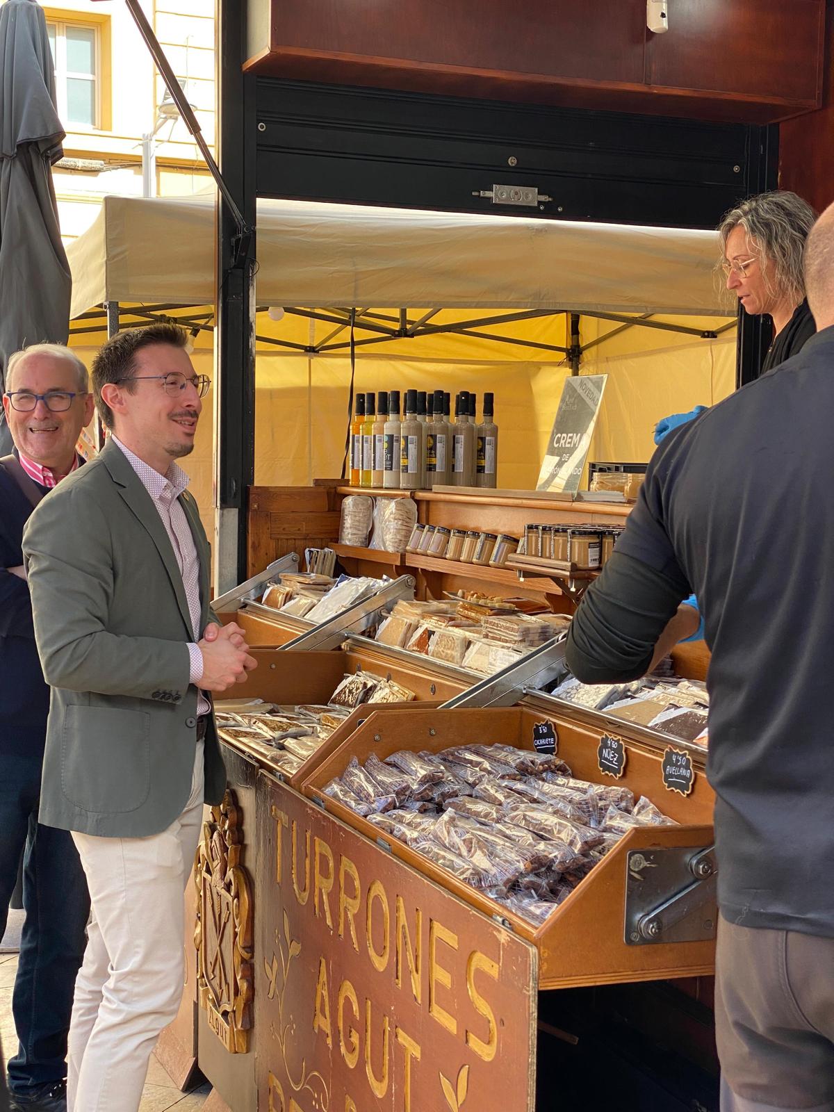 Castellón celebra una nueva edición de la Fira d'Artesania acercando los oficios tradicionales a los ciudadanos