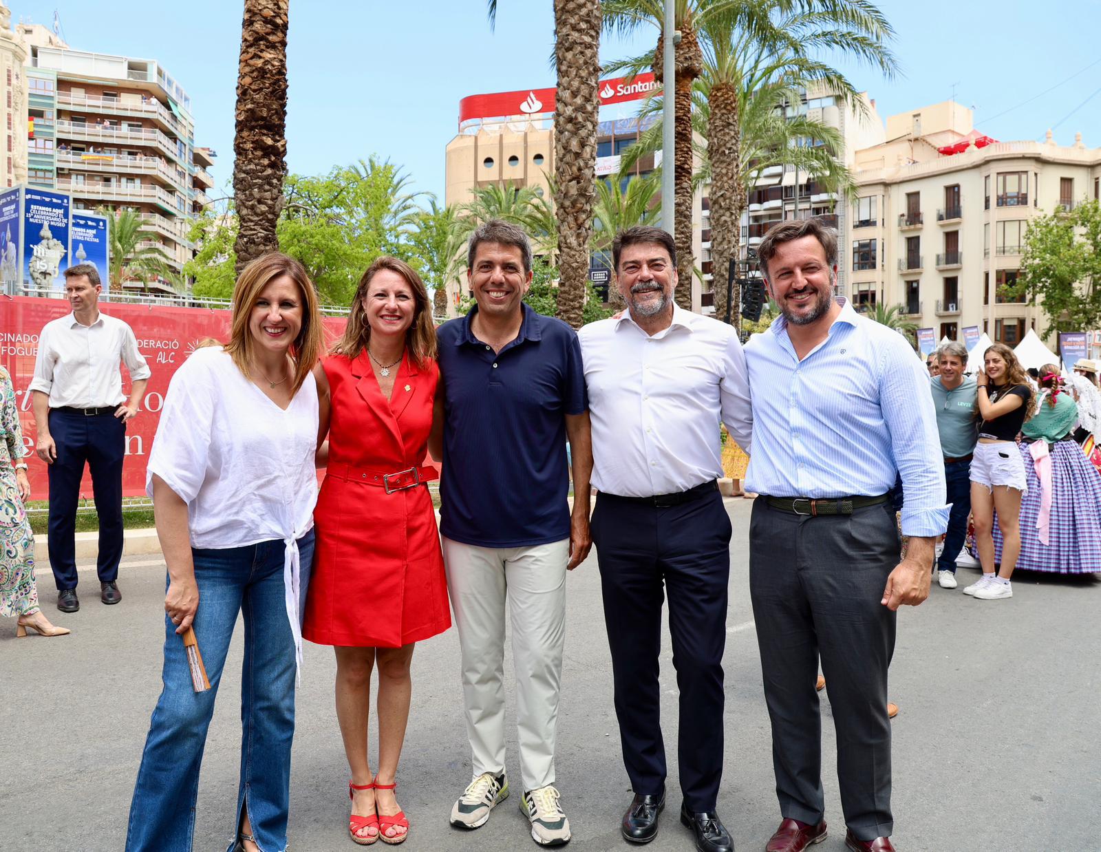Castelló estreta llaços amb Alacant en l'aposta per les seues festes identitàries que rellancen el caràcter internacional